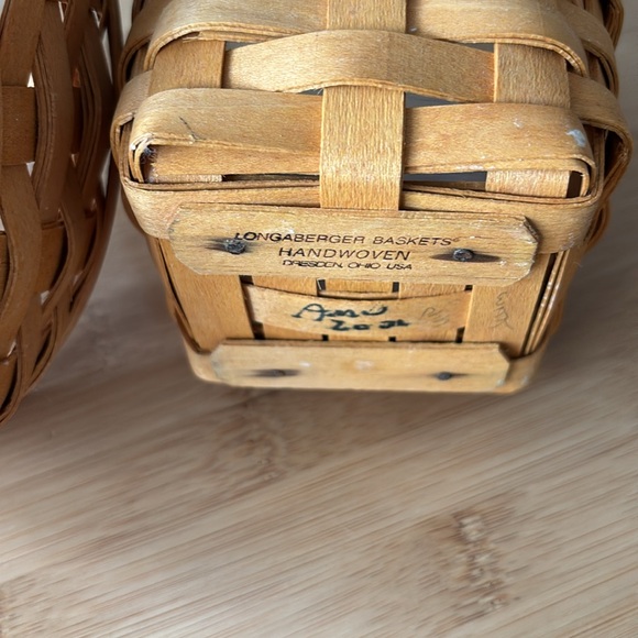 Handmade Longaberger baskets with plastic inserts! - Picture 2 of 2